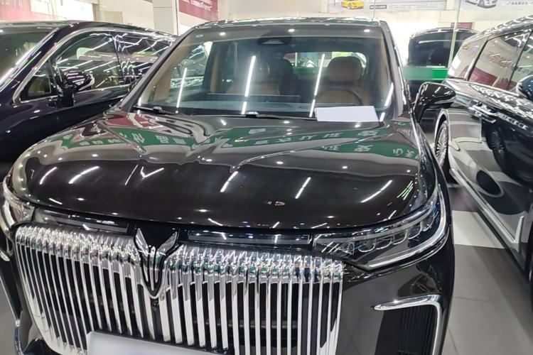 Used VOYAH Dream 2025 PHEV Four-Wheel-Drive Flagship Kunpeng Edition Front