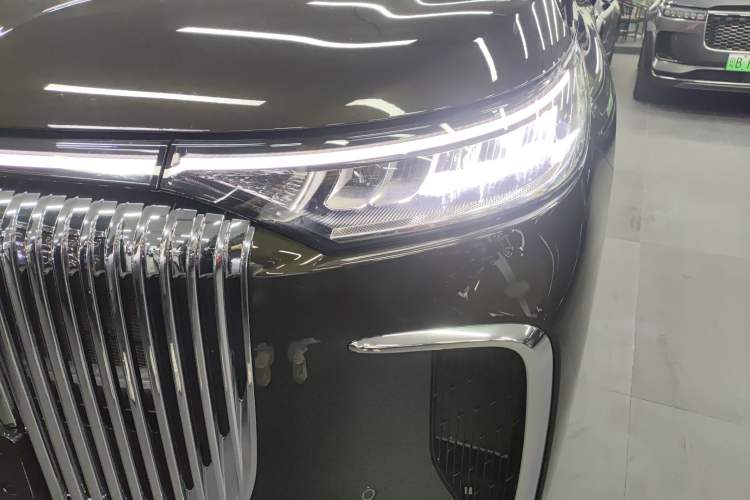 Used VOYAH Dream 2025 PHEV Four-Wheel-Drive Flagship Kunpeng Edition Left Front Headlight