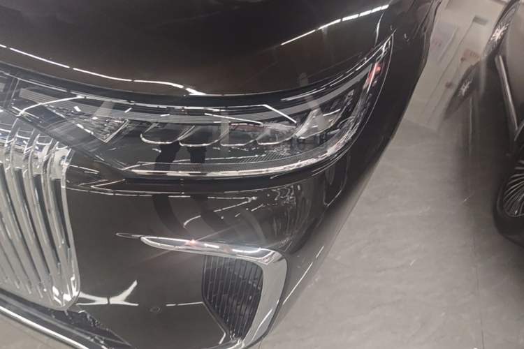 Used VOYAH Dream 2025 PHEV Four-Wheel-Drive Flagship Kunpeng Edition Left Front Headlight