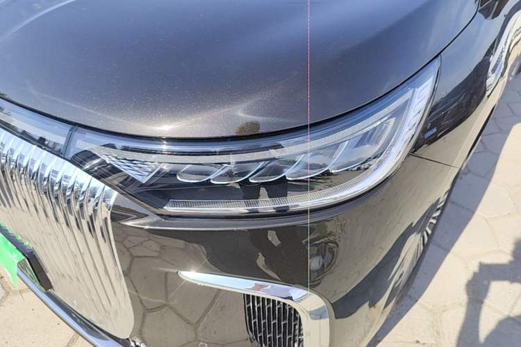 Used VOYAH Dream 2025 PHEV Four-Wheel-Drive Flagship Kunpeng Edition Left Front Headlight