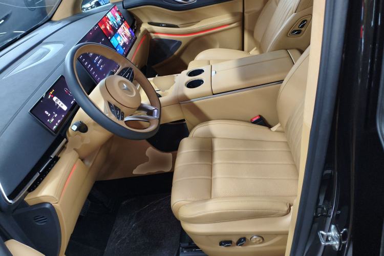 Used VOYAH Dream 2025 PHEV Four-Wheel-Drive Flagship Kunpeng Edition Left Front Seat