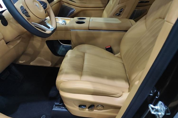 Used VOYAH Dream 2025 PHEV Four-Wheel-Drive Flagship Kunpeng Edition Left Front Seat