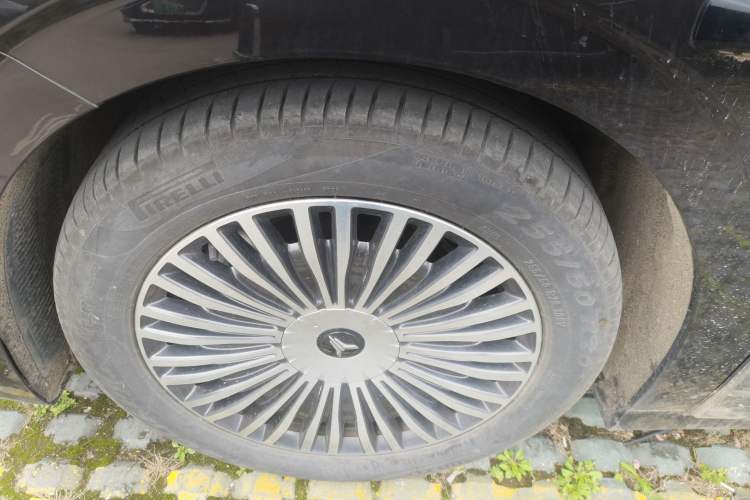 Used VOYAH Dream 2025 PHEV Four-Wheel-Drive Flagship Version – Qiankun Edition Left Front Wheel Hub