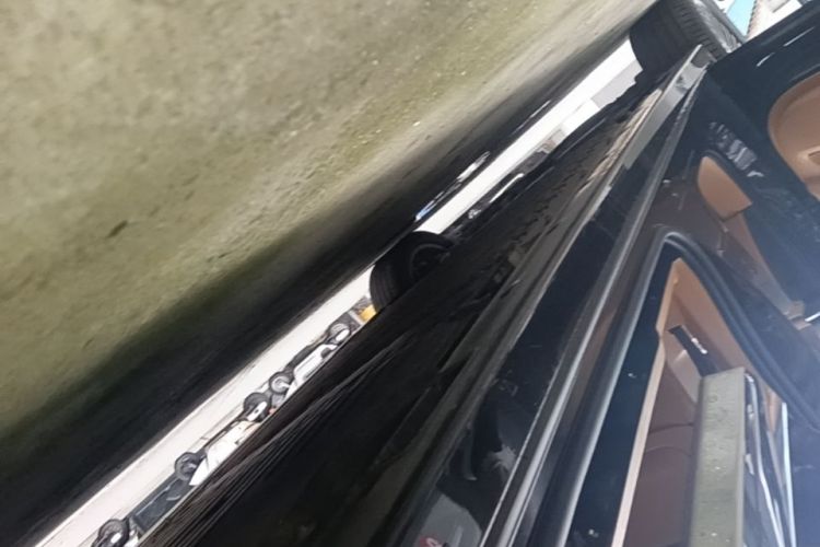 Used VOYAH Dream 2025 PHEV Four-Wheel-Drive Flagship Kunpeng Edition Left Side Sill