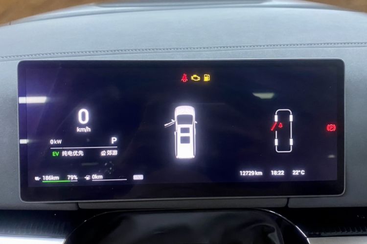 Used VOYAH Dream 2025 PHEV Four-Wheel-Drive Flagship Kunpeng Edition Odometer Close Up