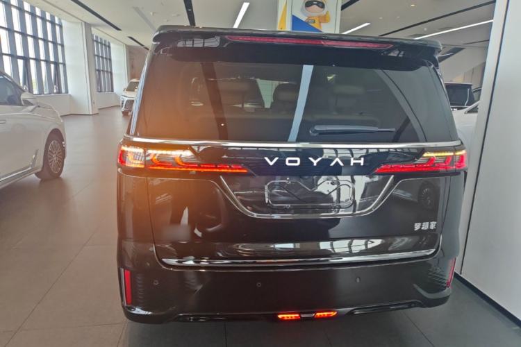 Used VOYAH Dream 2025 PHEV Four-Wheel-Drive Flagship Kunpeng Edition Rear