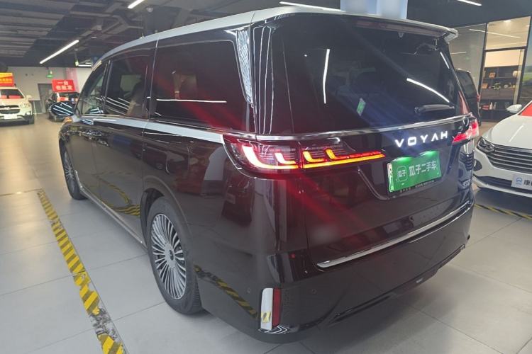 Used VOYAH Dream 2025 PHEV Four-Wheel-Drive Flagship Version – Qiankun Edition Rear Left 45 Deg