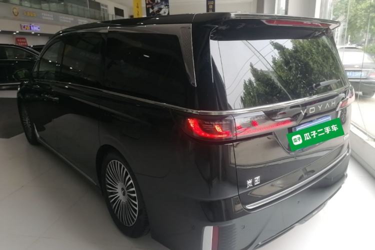 Used VOYAH Dream 2025 PHEV Four-Wheel-Drive Flagship Kunpeng Edition Rear Left 45 Deg