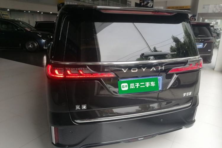 Used VOYAH Dream 2025 PHEV Four-Wheel-Drive Flagship Kunpeng Edition Rear
