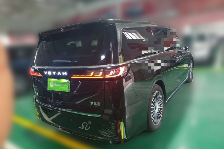 Used VOYAH Dream 2025 PHEV Four-Wheel-Drive Flagship Kunpeng Edition Rear Right 45 Deg