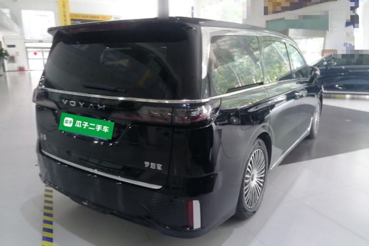 Used VOYAH Dream 2025 PHEV Four-Wheel-Drive Flagship Kunpeng Edition Rear Right 45 Deg
