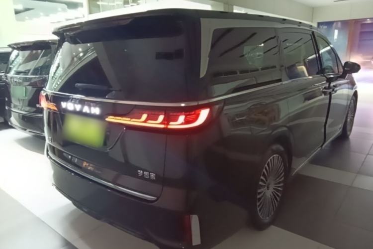 Used VOYAH Dream 2025 PHEV Four-Wheel-Drive Flagship Kunpeng Edition Rear Right 45 Deg