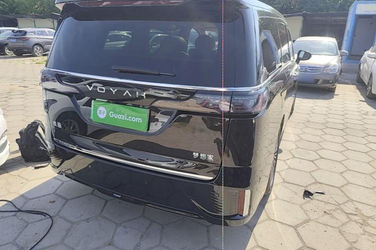 Used VOYAH Dream 2025 PHEV Four-Wheel-Drive Flagship Kunpeng Edition Rear Right 45 Deg
