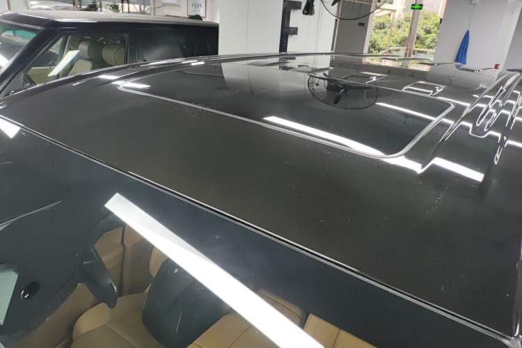 Used VOYAH Dream 2025 PHEV Four-Wheel-Drive Flagship Kunpeng Edition Roof