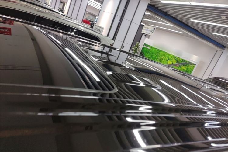 Used VOYAH Dream 2025 PHEV Four-Wheel-Drive Flagship Version – Qiankun Edition Roof