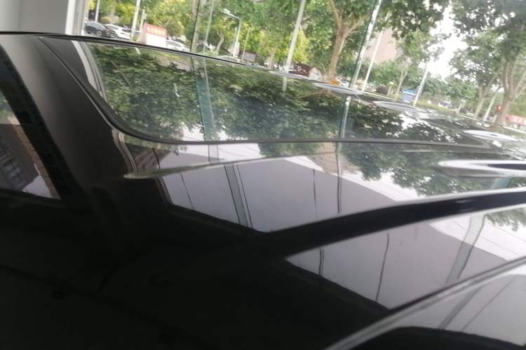 Used VOYAH Dream 2025 PHEV Four-Wheel-Drive Flagship Kunpeng Edition Roof