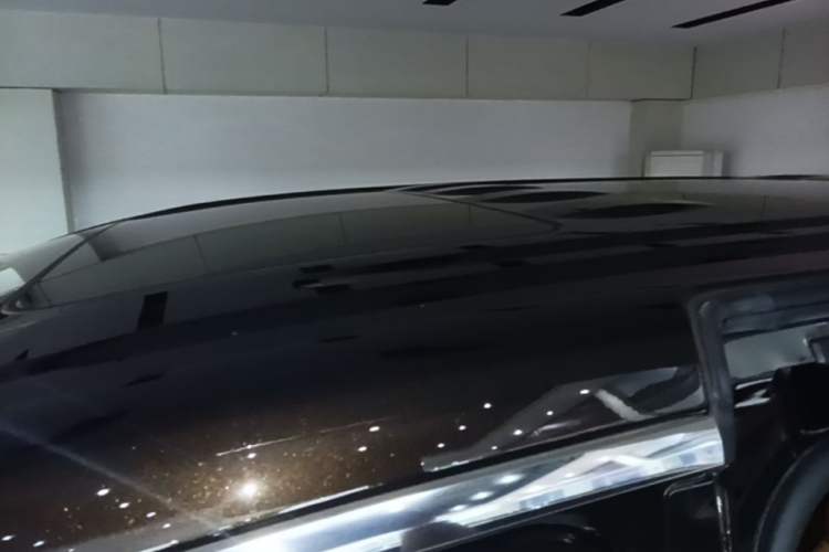 Used VOYAH Dream 2025 PHEV Four-Wheel-Drive Flagship Kunpeng Edition Roof