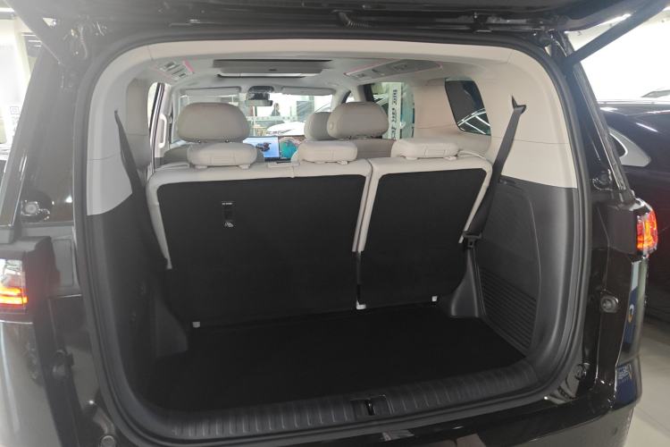 Used VOYAH Dream 2025 PHEV Four-Wheel-Drive Flagship Kunpeng Edition Trunk