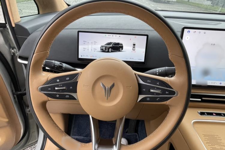 Used VOYAH Dream 2025 PHEV Four-Wheel-Drive Flagship Version – Qiankun Edition Exterior 1