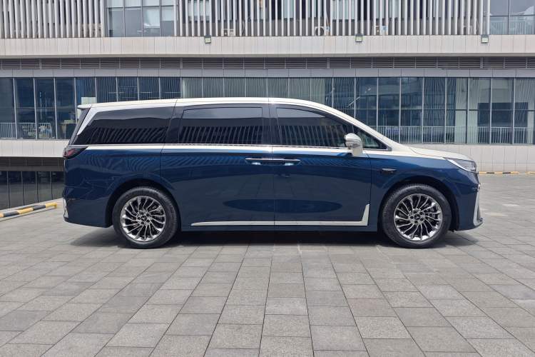 Used VOYAH Dream 2025 PHEV Four-Wheel-Drive Flagship Version – Qiankun Edition Exterior 5
