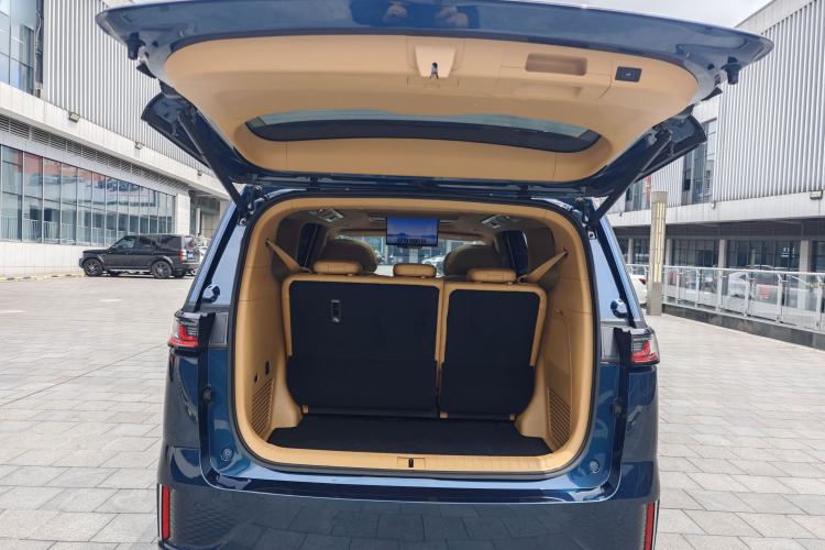 Used VOYAH Dream 2025 PHEV Four-Wheel-Drive Flagship Version – Qiankun Edition Exterior 7