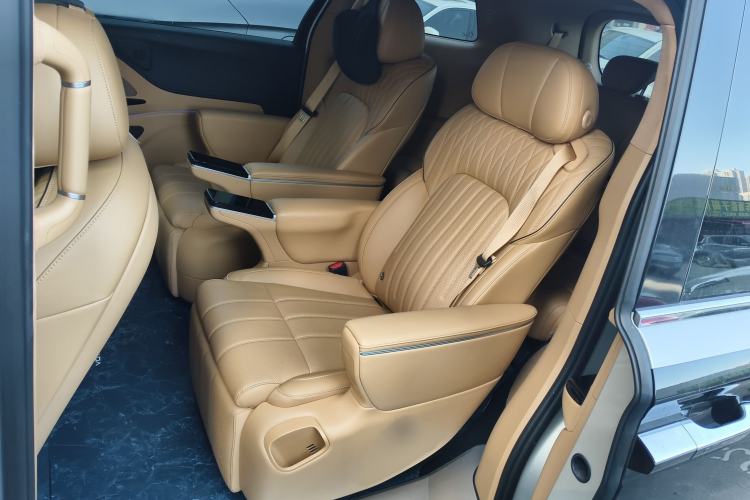 Used VOYAH Dream 2025 PHEV Four-Wheel-Drive Flagship Version – Qiankun Edition Interior 4