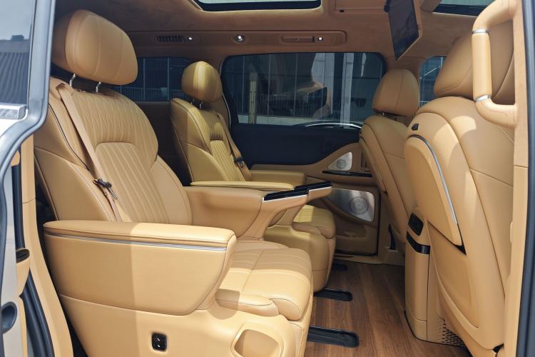 Used VOYAH Dream 2025 PHEV Four-Wheel-Drive Flagship Version – Qiankun Edition Interior 9