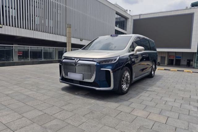 Used VOYAH Dream 2025 PHEV Four-Wheel-Drive Flagship Version – Qiankun Edition