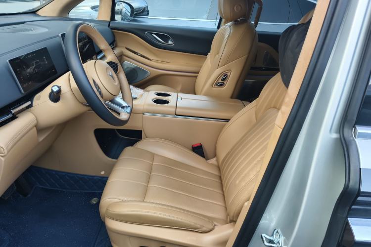 Used VOYAH Dream 2025 PHEV Four-Wheel-Drive Flagship Version – Qiankun Edition Left Front Seat