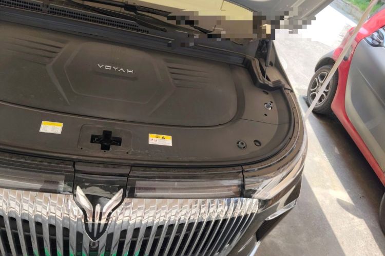 Used VOYAH Dream 2025 PHEV Four-Wheel-Drive Flagship Version – Qiankun Edition Engine Bay Left
