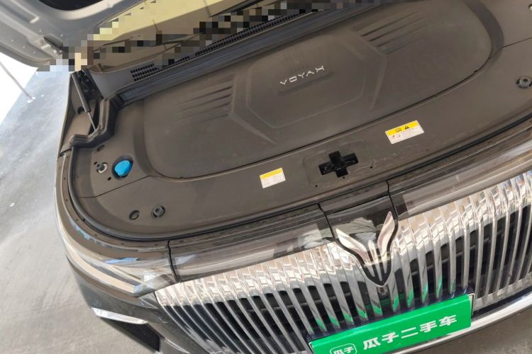 Used VOYAH Dream 2025 PHEV Four-Wheel-Drive Flagship Version – Qiankun Edition Engine Bay Right