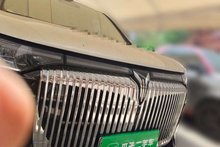 Used VOYAH Dream 2025 PHEV Four-Wheel-Drive Flagship Version – Qiankun Edition Front