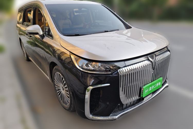 Used VOYAH Dream 2025 PHEV Four-Wheel-Drive Flagship Kunpeng Edition Front Right 45 Deg