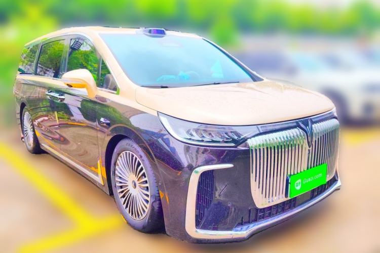Used VOYAH Dream 2025 PHEV Four-Wheel-Drive Flagship Version – Qiankun Edition Front Right 45 Deg