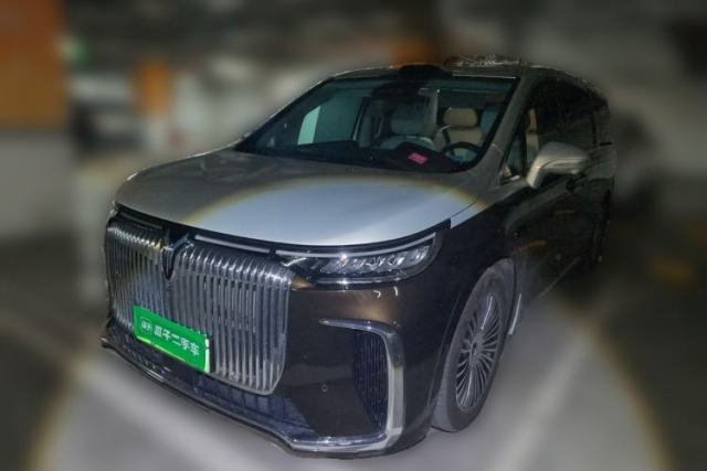 VOYAH Dream 2025 PHEV Four-Wheel-Drive Flagship Version – Qiankun Edition usata