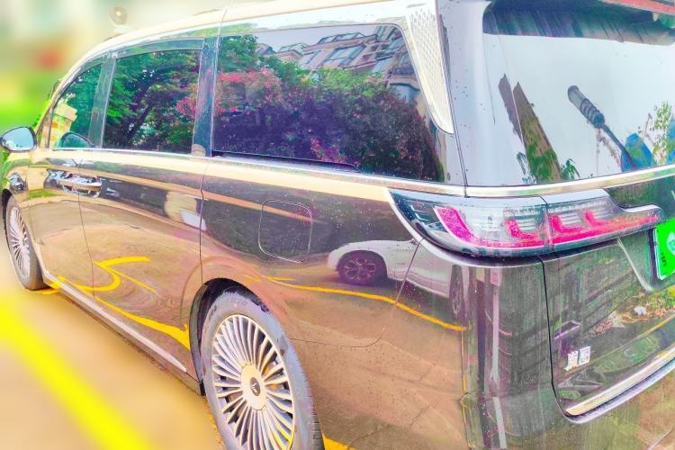 Used VOYAH Dream 2025 PHEV Four-Wheel-Drive Flagship Version – Qiankun Edition Rear Left 45 Deg