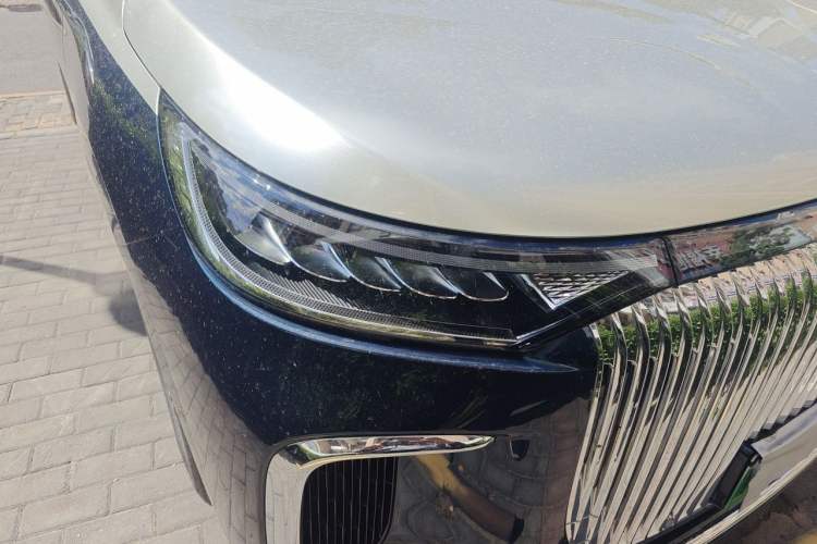 Used VOYAH Dream 2025 PHEV Four-Wheel Drive Excellence Kunpeng Edition Right Front Headlight