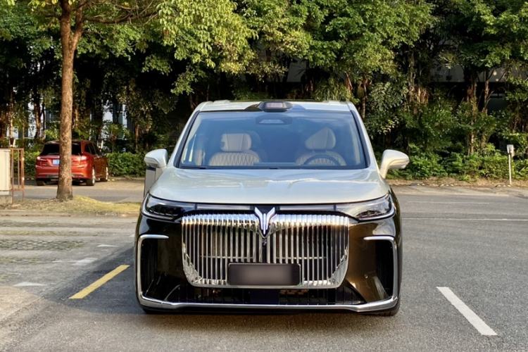 Used VOYAH Dream 2025 PHEV Four-Wheel-Drive Flagship Version – Qiankun Edition Exterior 1
