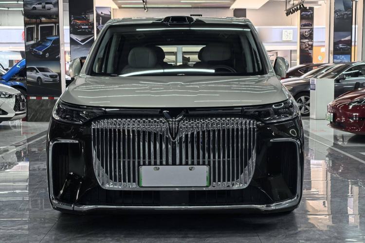 Used VOYAH Dream 2025 PHEV Four-Wheel-Drive Flagship Version – Qiankun Edition Exterior 3