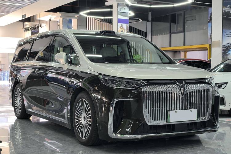 Used VOYAH Dream 2025 PHEV Four-Wheel-Drive Flagship Version – Qiankun Edition Exterior 4