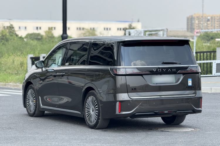 Used VOYAH Dream 2025 EV Four-Wheel Drive Prestige Kunpeng Edition Exterior 5