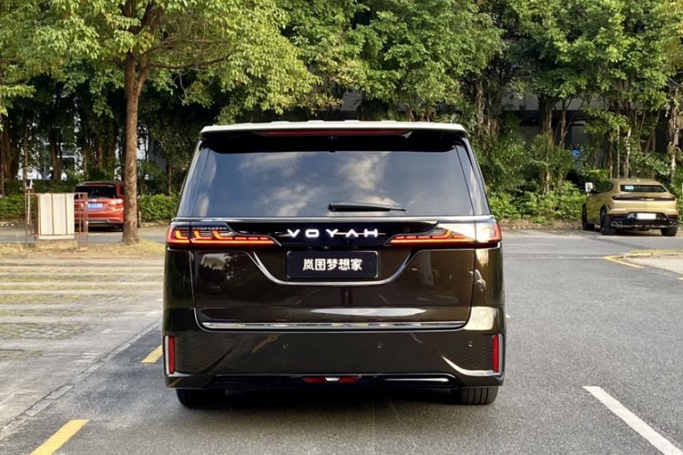 Used VOYAH Dream 2025 PHEV Four-Wheel-Drive Flagship Version – Qiankun Edition Exterior 6