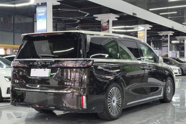Used VOYAH Dream 2025 PHEV Four-Wheel-Drive Flagship Version – Qiankun Edition Exterior 7