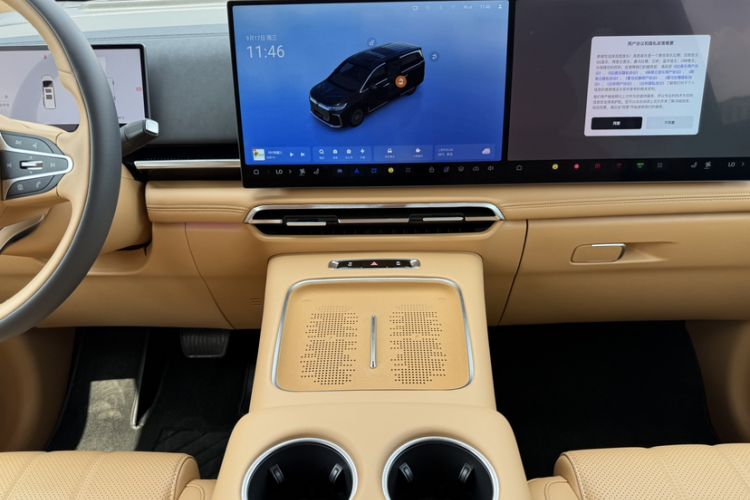 Used VOYAH Dream 2025 EV Four-Wheel Drive Prestige Kunpeng Edition Interior 10