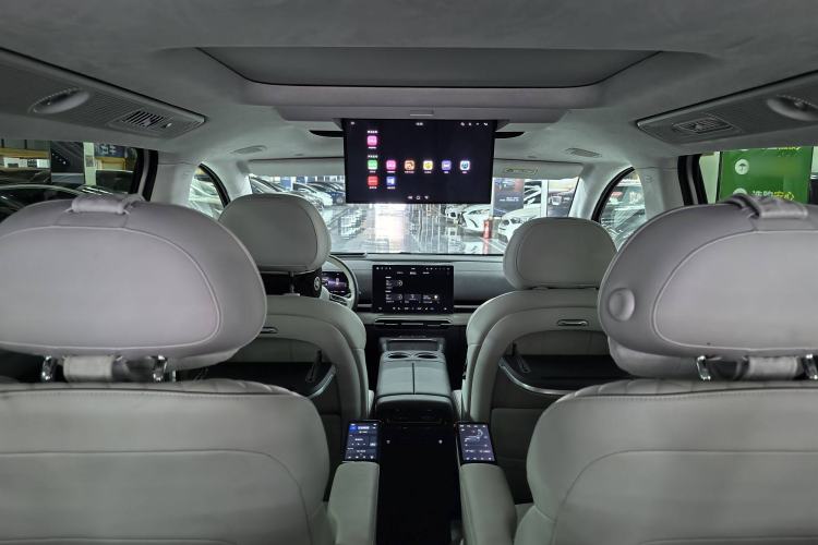 Used VOYAH Dream 2025 PHEV Four-Wheel-Drive Flagship Version – Qiankun Edition Interior 2