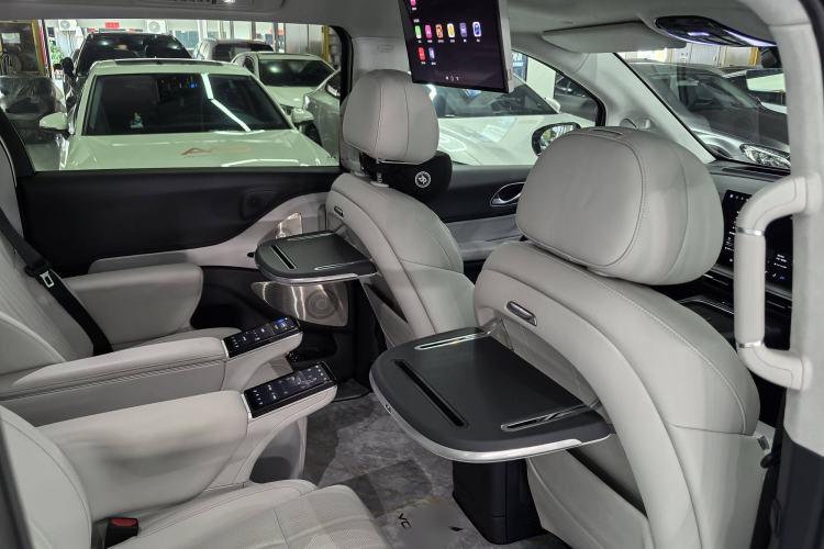 Used VOYAH Dream 2025 PHEV Four-Wheel-Drive Flagship Version – Qiankun Edition Interior 6