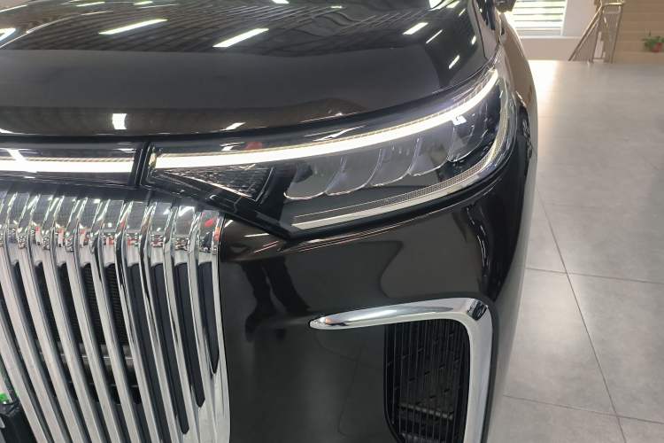 Used VOYAH Dream 2025 PHEV Four-Wheel-Drive Flagship Kunpeng Edition Left Front Headlight