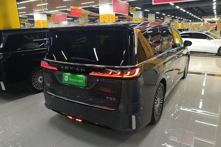 Used VOYAH Dream 2025 PHEV Four-Wheel-Drive Flagship Version – Qiankun Edition Rear Right 45 Deg