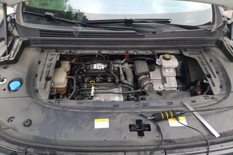 Used VOYAH Dream 2025 PHEV Four-Wheel-Drive Flagship Version – Qiankun Edition Engine Bay