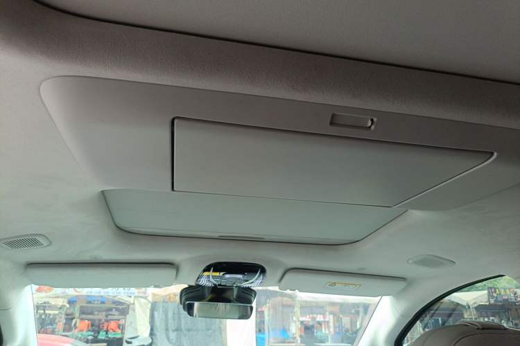 Used VOYAH Dream 2025 PHEV Four-Wheel Drive Prestige Qiankun Edition Headliner